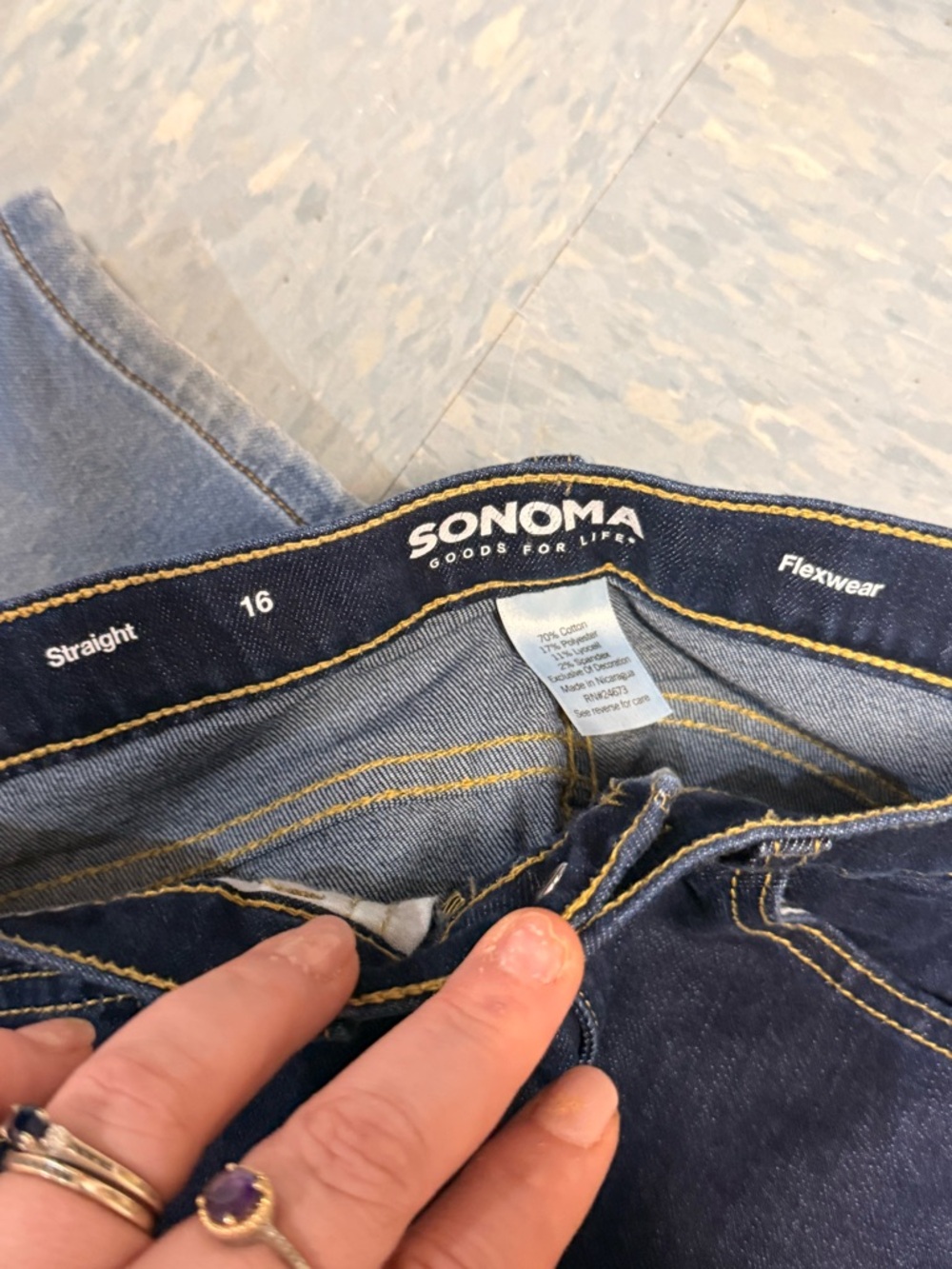 Sonoma Straight-Leg Jeans Duo in Light Blue and Dark Blue - Picture 2 of 3